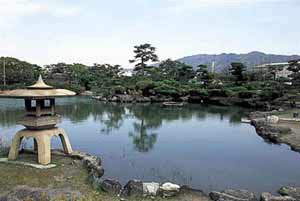 琴ノ浦温山荘園