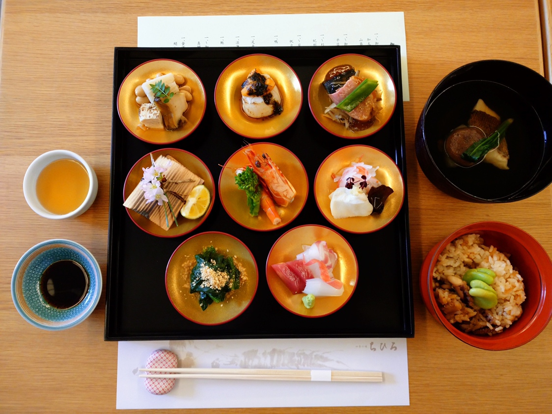 老舗料亭　ちひろでいただく紀州徳川家献上料理